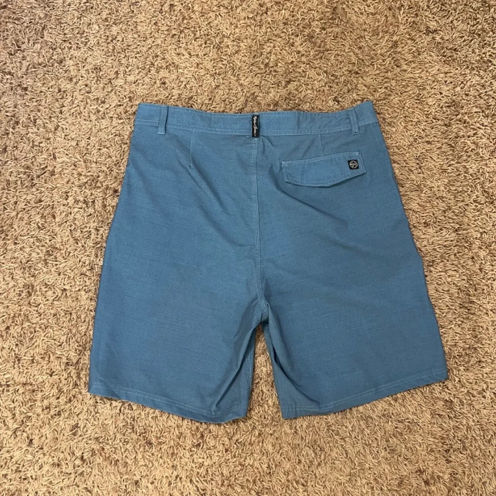 Maui & Sons Stretch Series Blue Hybrid Shorts Size 36 Performance Casual